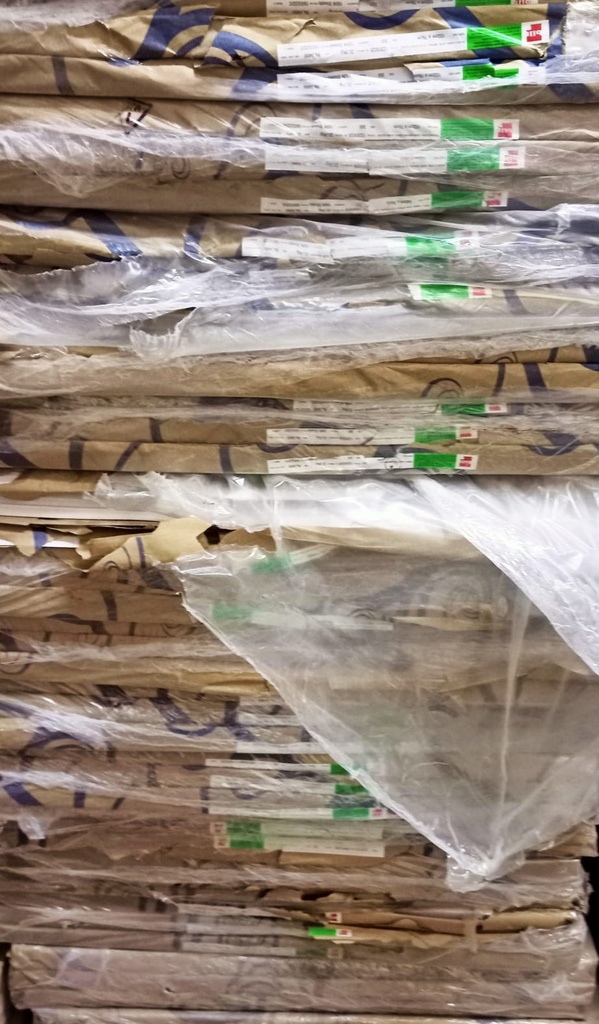 Gloss Art Card 30x40 300 Gsm 23.3 Kg