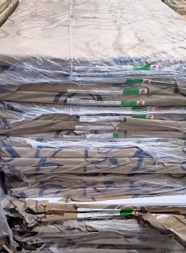 [P1194] Gloss Art Card 25x36 210 Gsm 18.2 Kg (Pack Of 150)